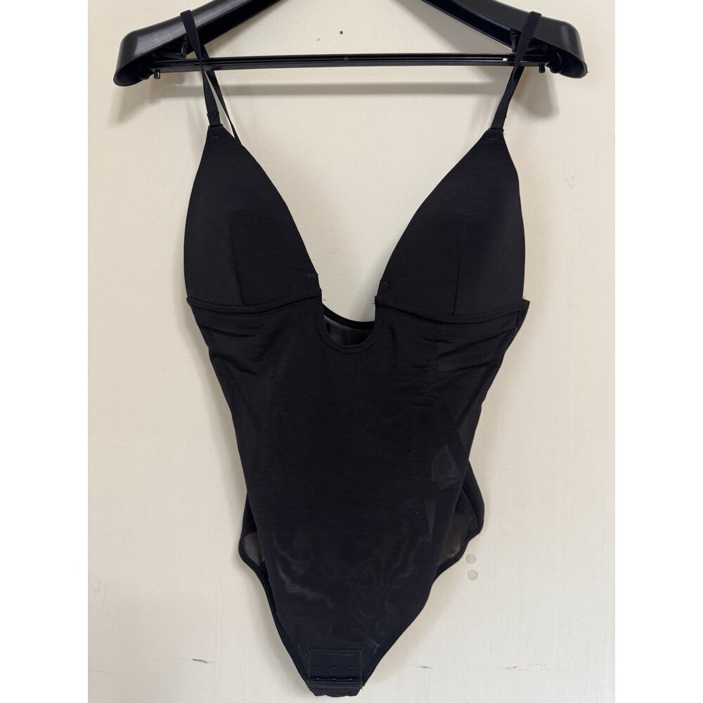 Peachy Black Shapewear Bodysuit Deep V Seamless Tummy Control Size S